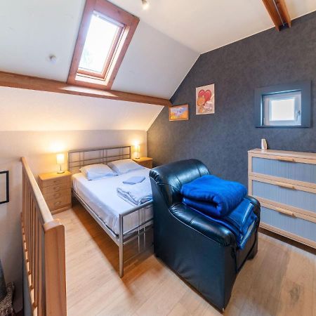 Pretty Holiday Home Near Durbuy And La Roche Érezée エクステリア 写真