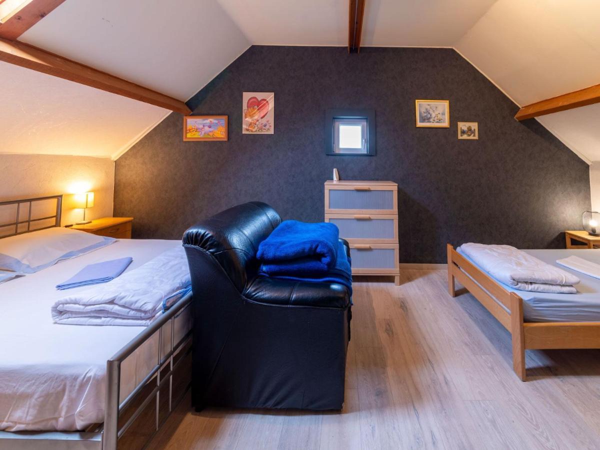 Pretty Holiday Home Near Durbuy And La Roche Érezée エクステリア 写真